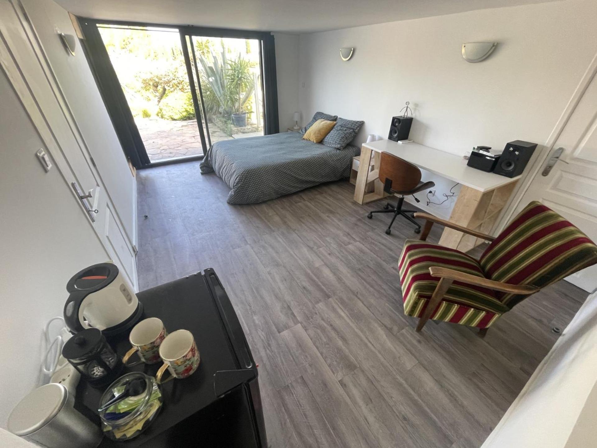 La Matelloise Lägenhet Les Matelles Exteriör bild